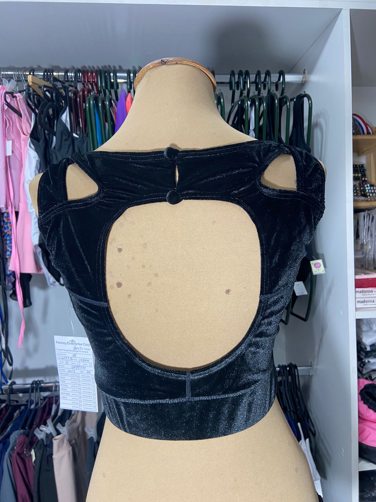 Top Capezio de terciopelo Negro