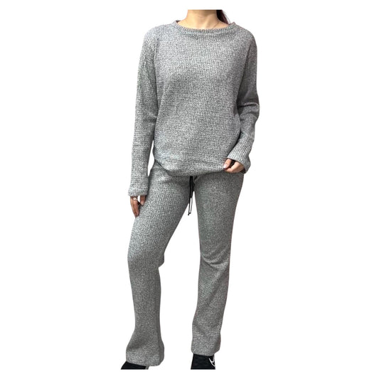 CONJUNTO GRIS DE LANILLA